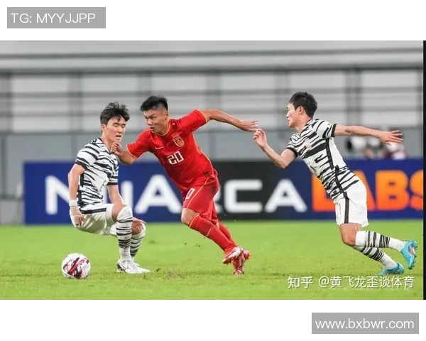 东亚杯中国队与日本队对决成绩回顾与分析